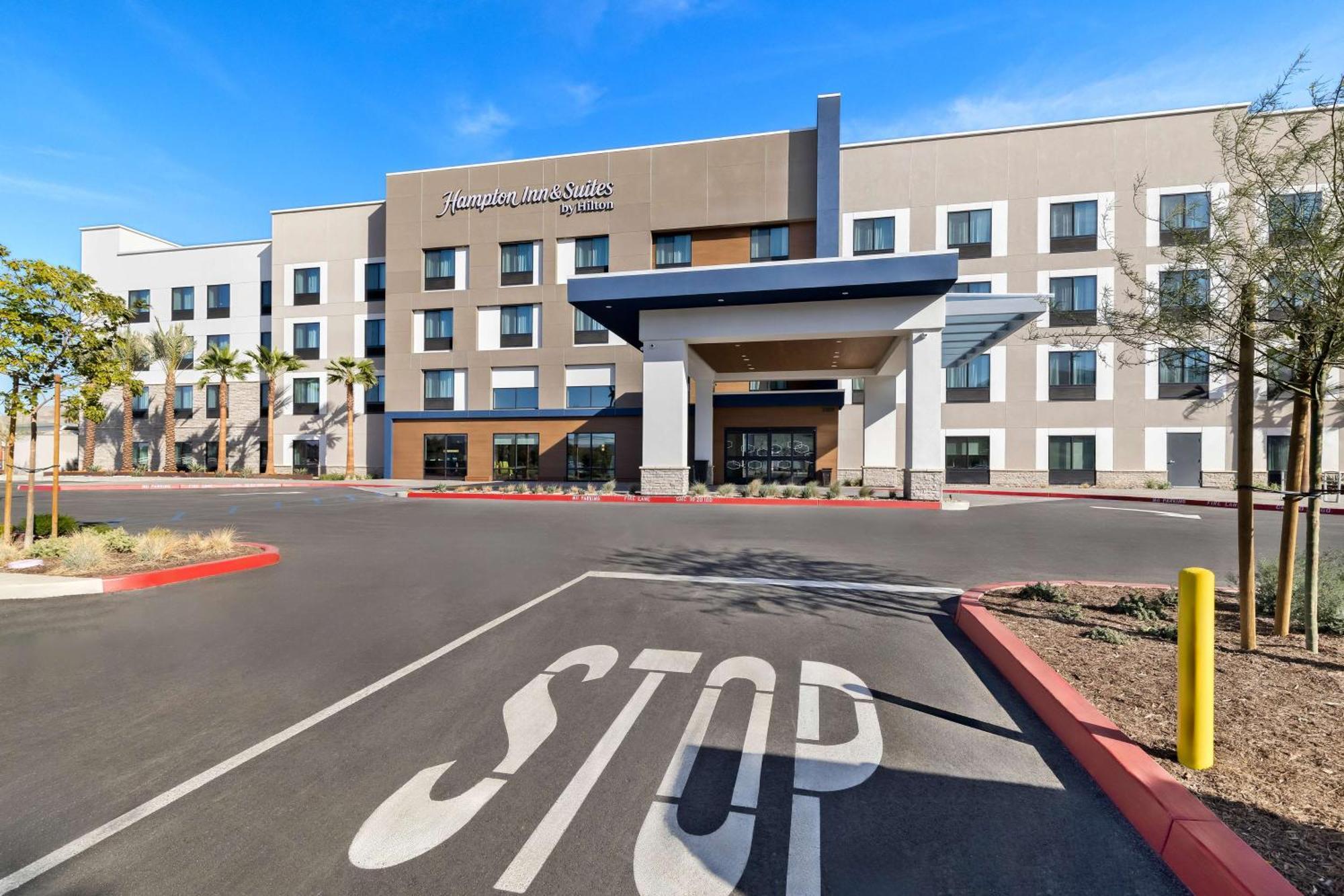 Hampton Inn & Suites Corona, Ca Екстер'єр фото